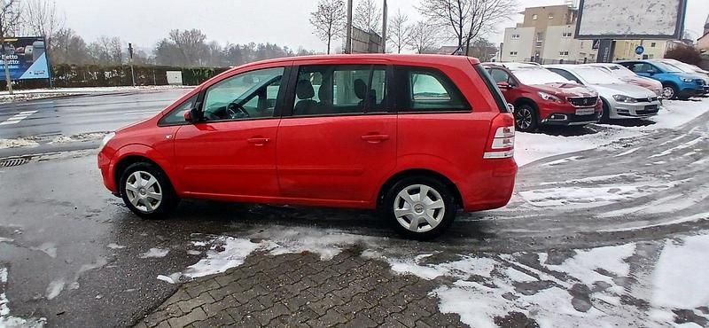 Gebraucht Opel Zafira 115 PS (84 kW) 2009 Rot Van / Kleinbus