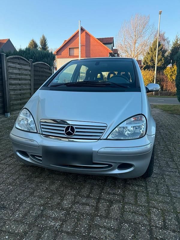 Second-hand Mercedes A170 95 CP (69 kW) 2004 Argintiu Hatchback