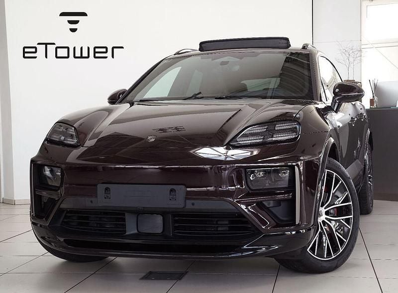 Braun Gebraucht 2024 Porsche Macan 4 Electric SUV | 99.990 € (Superpreis) - Bild 1/4
