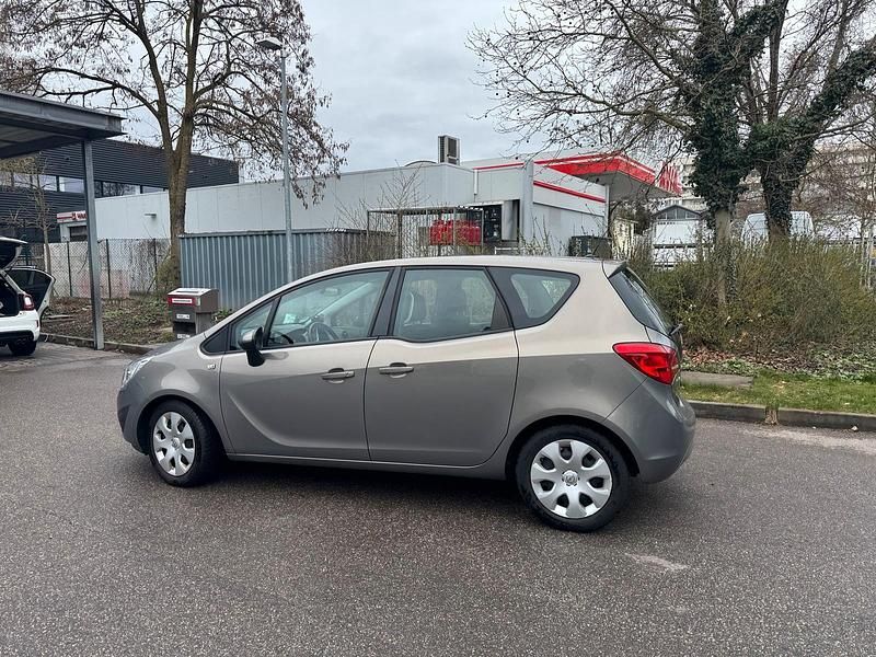 Gebraucht Opel Meriva 100 PS (73 kW) 2013 Grau Van / Kleinbus