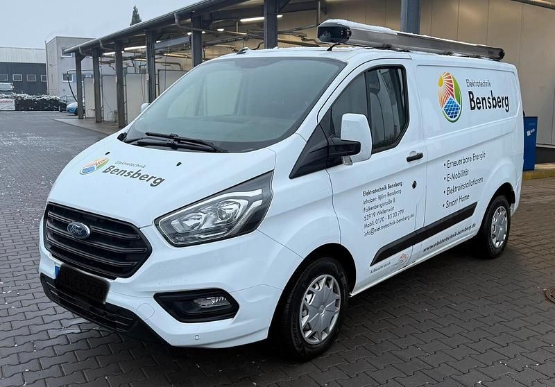 Gebraucht Ford Transit Custom 131 PS (96 kW) 2020 Weiß Van / Kleinbus