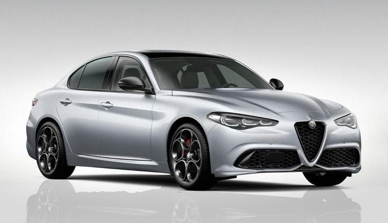 Silber Neu 2025 Alfa Romeo Giulia Veloce Limousine | 62.980 € (Teuer) - Bild 1/3