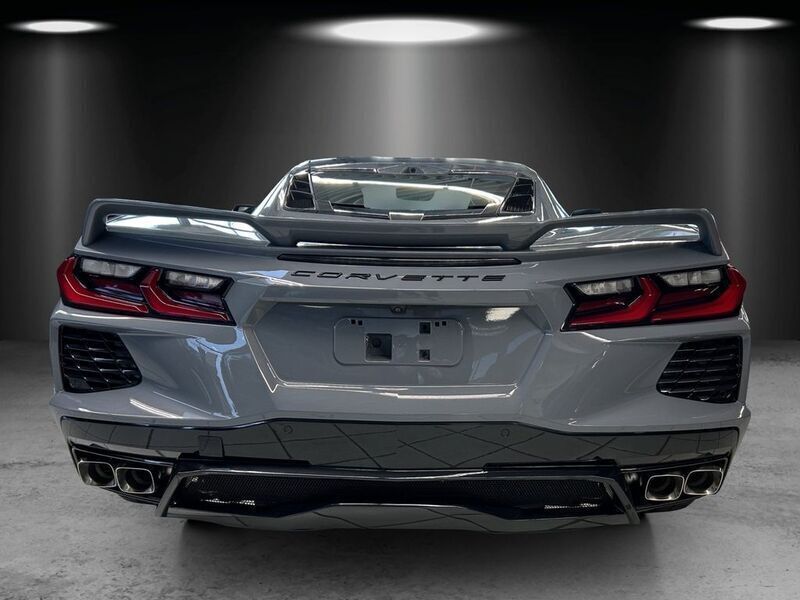 Używany Corvette C8 481 KM (353 kW) 2024 Szary Coupe