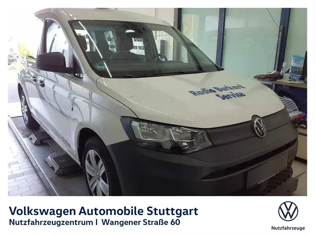 Gebraucht VW Caddy 75 PS (55 kW) 2021 Weiß Van / Kleinbus