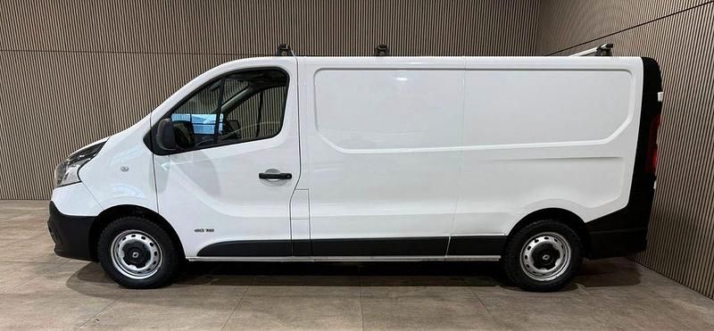 Gebraucht Renault Trafic 116 PS (85 kW) 2016 Weiß Van / Kleinbus