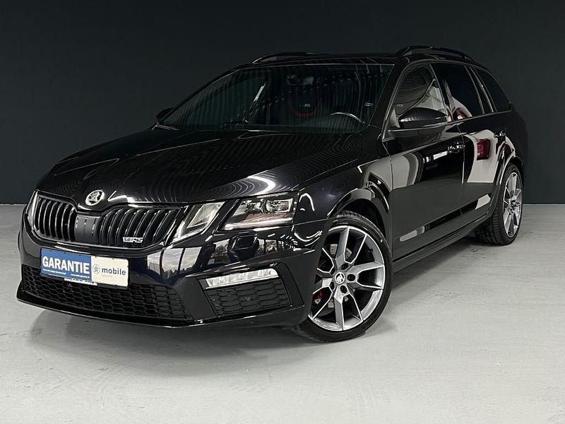 Schwarz Gebraucht 2019 Skoda Octavia RS Kombi | 19.990 € (Etwas zu teuer) - Bild 1/4