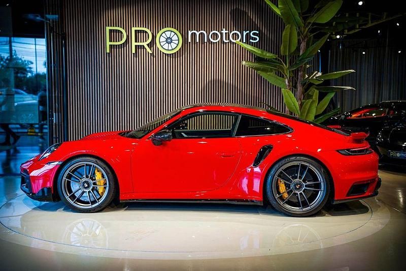 Gebraucht Porsche 992 650 PS (478 kW) 2021 Rot Coupé