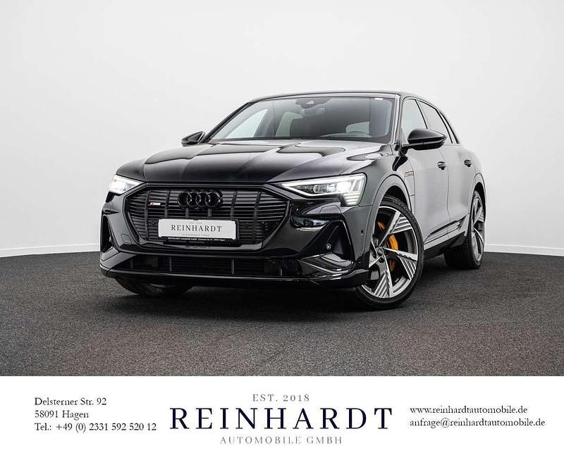 Mythosschwarz metallic Gebraucht 2022 Audi e-tron Black Edition SUV | 44.700 € (Fairer Preis) - Bild 1/3