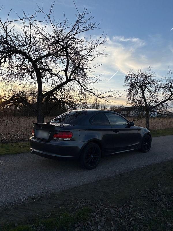 Gebraucht BMW 120 Coupé 177 PS (130 kW) 2008 Grau Coupé