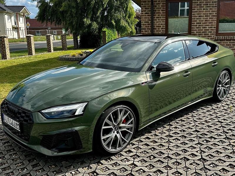 Grün Gebraucht 2022 Audi S5 Sportback Ambiente Kleinwagen | 65.990 € - Bild 1/4