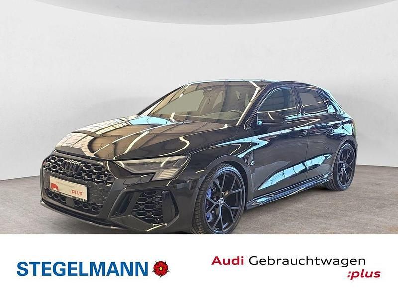 Schwarz Gebraucht 2022 Audi RS3 Sport Limousine | 52.590 € (Guter Preis) - Bild 1/4