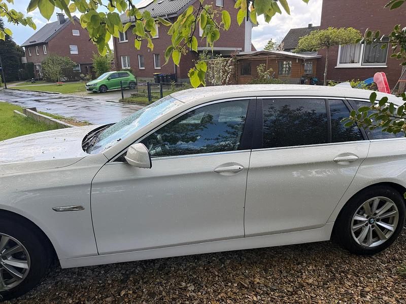 Second-hand BMW 520 180 CP (132 kW) 2013 Alb Break