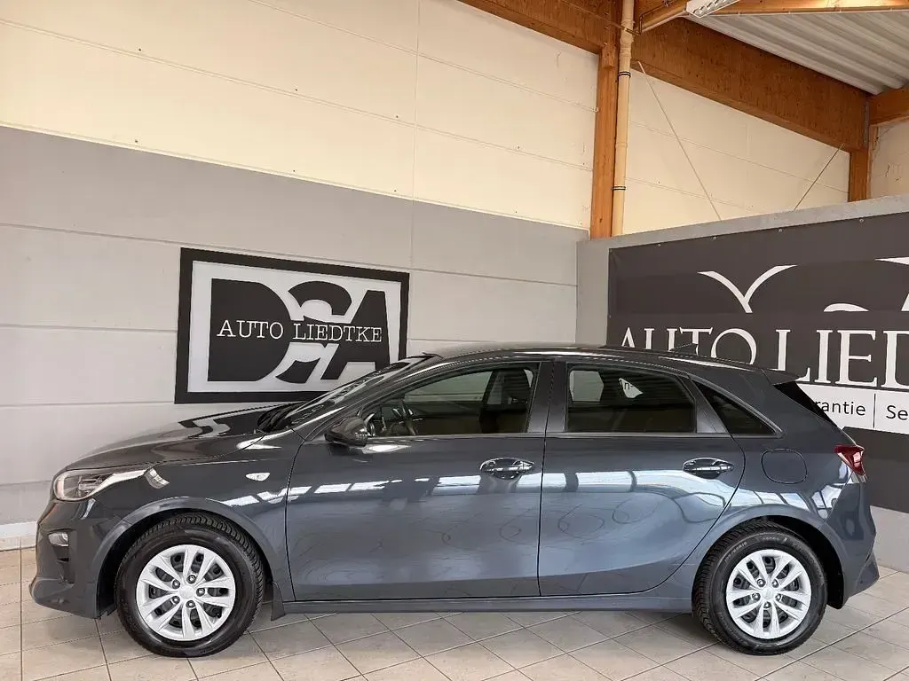 Gebraucht Kia Ceed Vision 120 PS (88 kW) 2021 Grau Kleinwagen