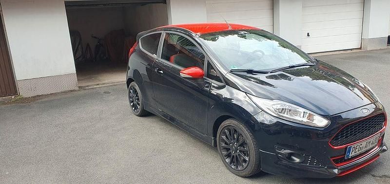 Schwarz Gebraucht 2017 Ford Fiesta ST-Line Kleinwagen | 9.500 € (Guter Preis) - Bild 1/4