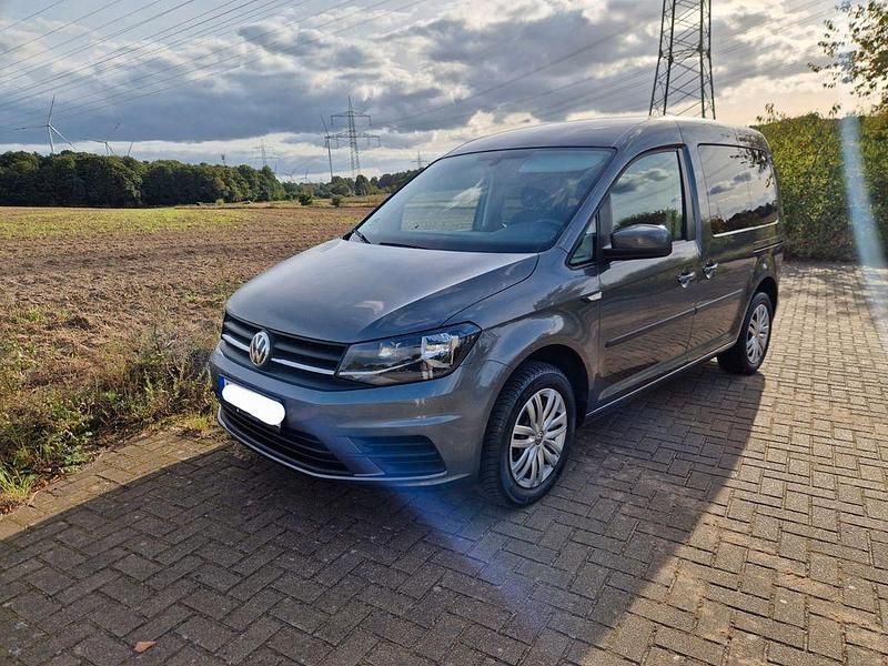 Grau Gebraucht 2019 VW Caddy Trendline Van / Kleinbus | 16.500 € (Fairer Preis) - Bild 1/4