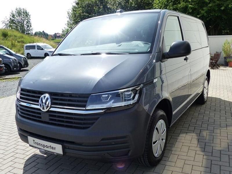Gebraucht VW T6.1 150 PS (110 kW) 2024 Grau Van