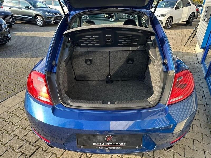 Gebraucht VW Beetle Comfortline 200 PS (147 kW) 2013 Reef blue Kleinwagen