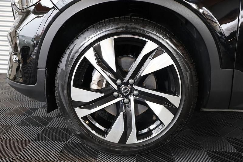 Gebraucht Volvo XC40 Plus 250 PS (183 kW) 2023 Schwarz SUV