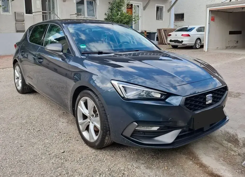 Gebraucht Seat Leon FR 131 PS (96 kW) 2020 Grau Limousine