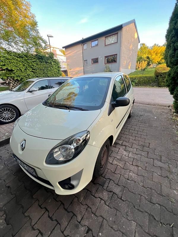 Gelb Gebraucht 2010 Renault Twingo Kleinwagen | 1.699 € (Guter Preis) - Bild 1/4