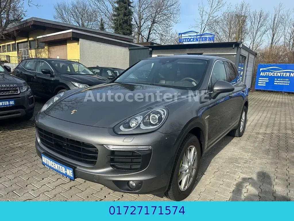 Gebraucht Porsche Cayenne 333 PS (244 kW) 2015 Grau SUV