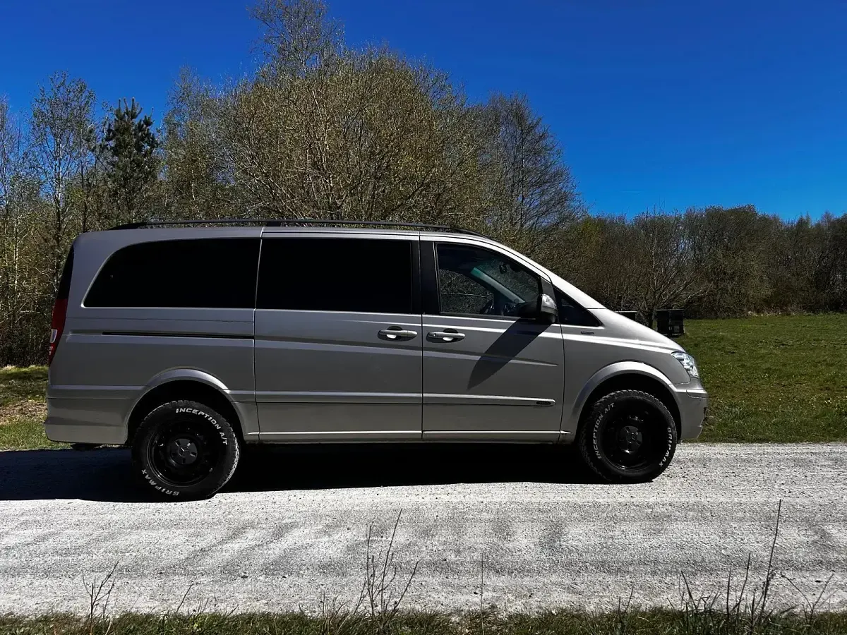 Gebraucht Mercedes Viano 163 PS (119 kW) 2011 Andere farben Van / Kleinbus