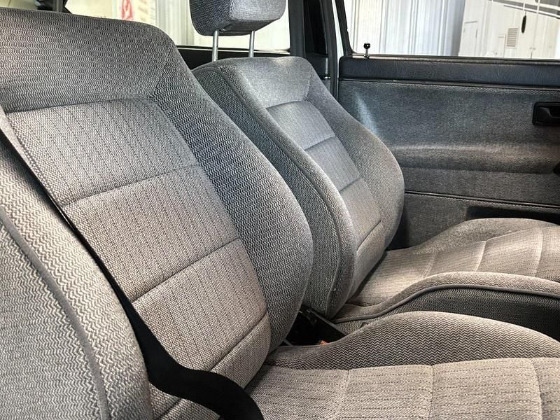 Gebraucht VW Jetta 100 PS (73 kW) 1987 Weiß Coupé