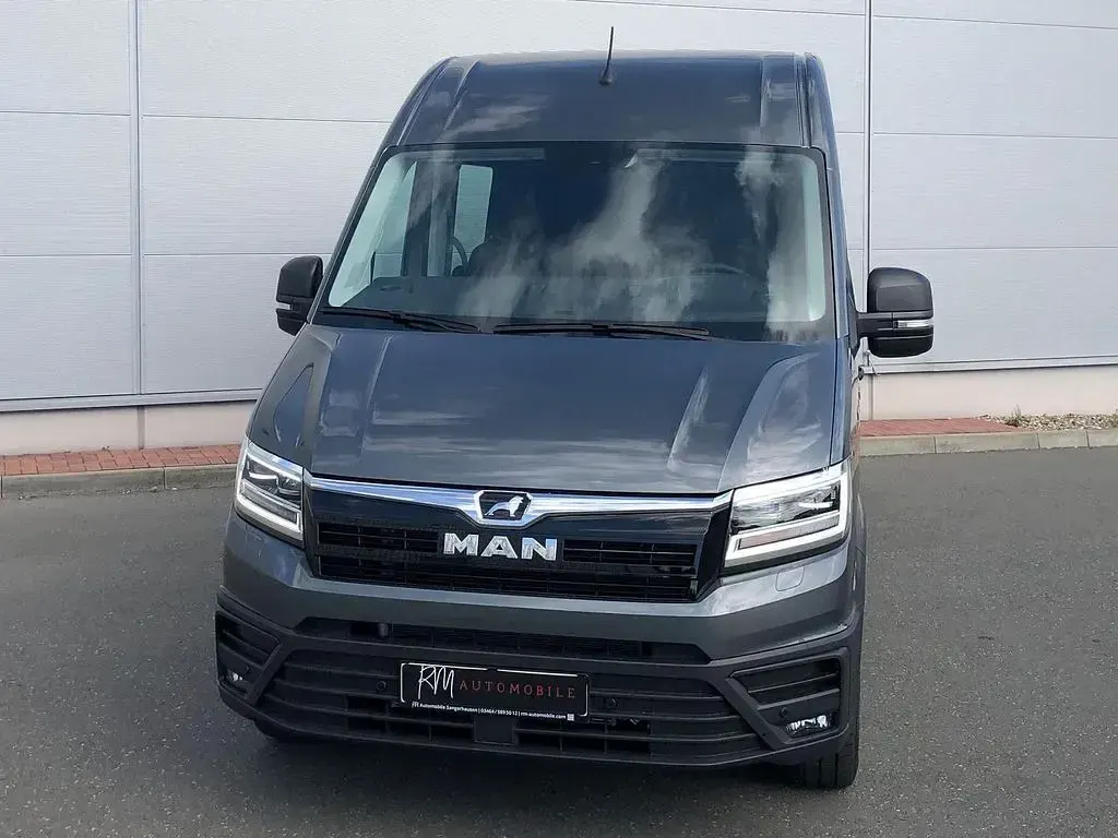 Gebraucht MAN TGE 163 PS (119 kW) 2024 Grau Van