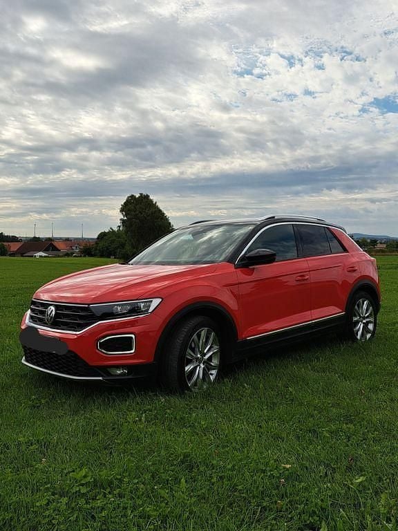 Rot Gebraucht 2018 VW T-Roc Sportline SUV | 16.400 € (Guter Preis) - Bild 1/4
