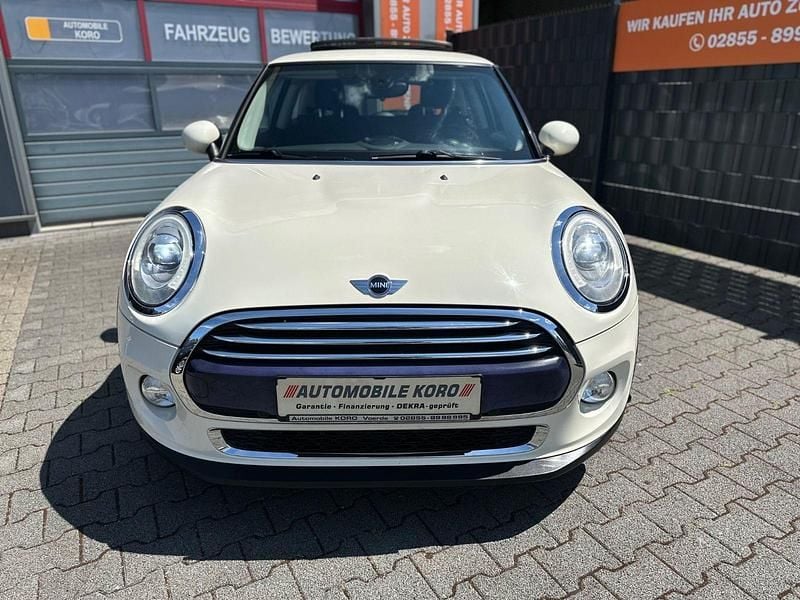 Weiß Gebraucht 2015 Mini Cooper Coupé Chili Coupé | 8.980 € (Superpreis) - Bild 1/4