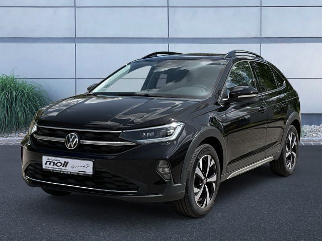 Deep black perleffekt Gebraucht 2023 VW Taigo Style SUV | 22.490 € (Fairer Preis) - Bild 1/4