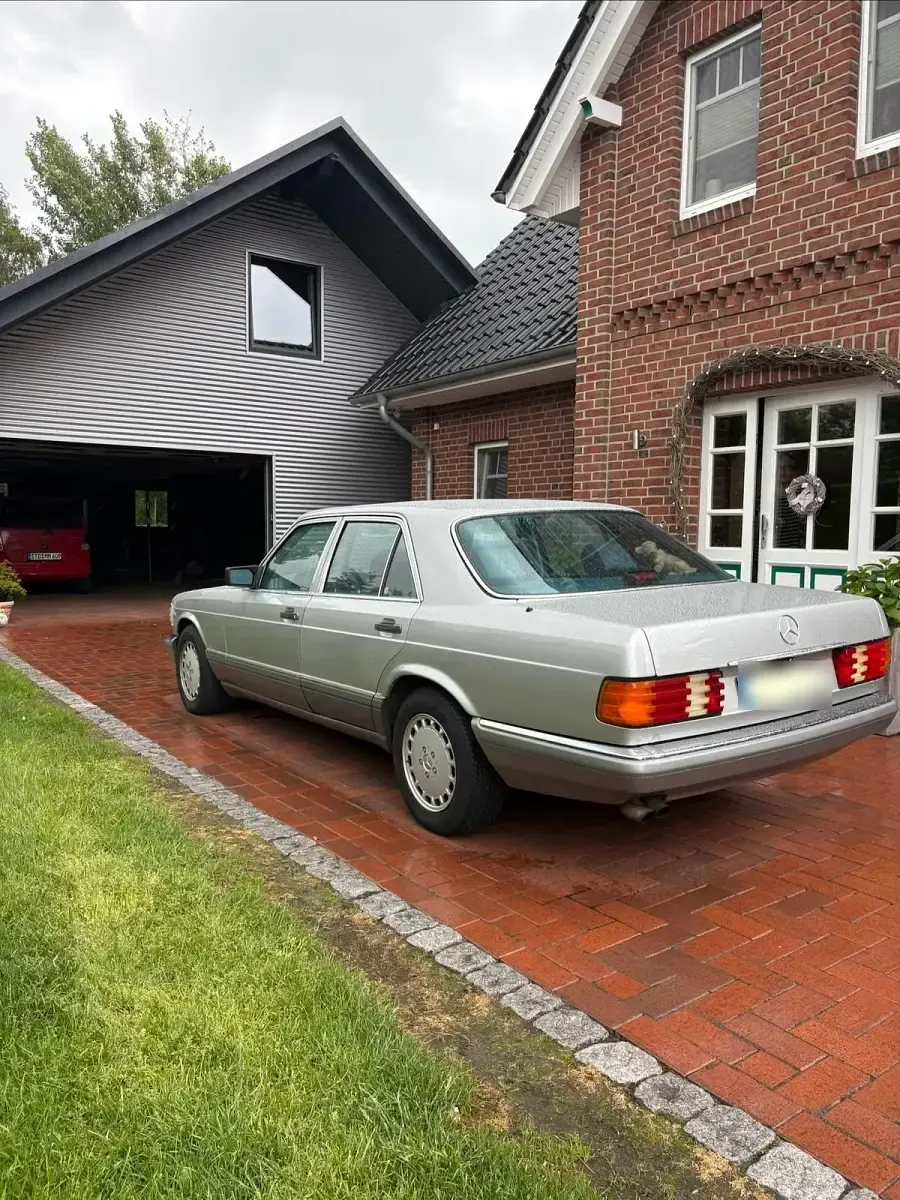 Gebraucht Mercedes 420 224 PS (164 kW) 1986 Silber Limousine