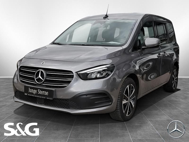 Gebraucht Mercedes T180 Progressive 131 PS (96 kW) 2024 Van / Kleinbus