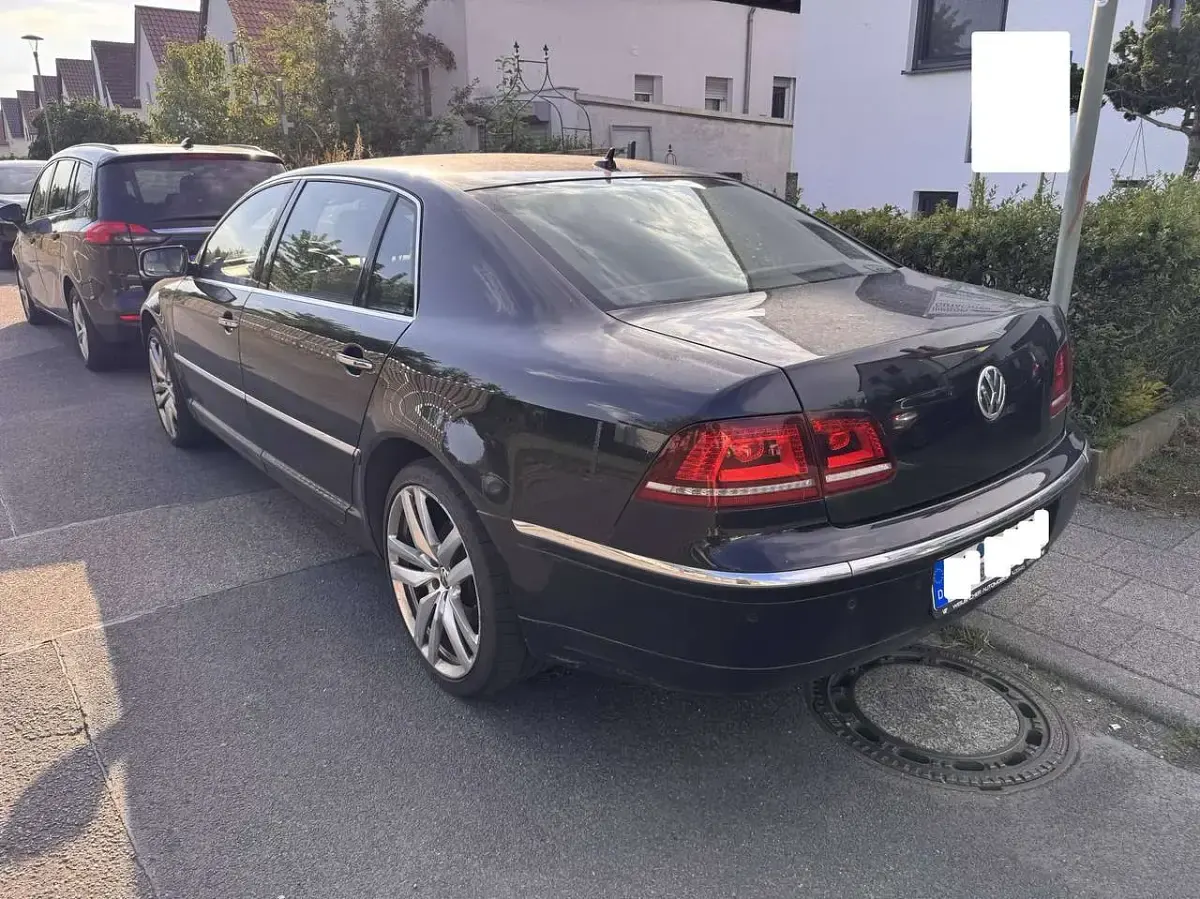 Gebraucht VW Phaeton Edition 239 PS (175 kW) 2012 Schwarz Limousine
