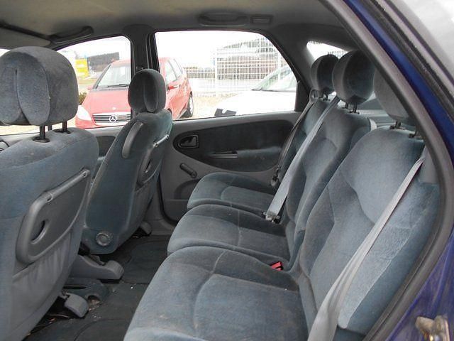 Gebraucht Renault Mégane 90 PS (66 kW) 1998 Blau Van / Kleinbus