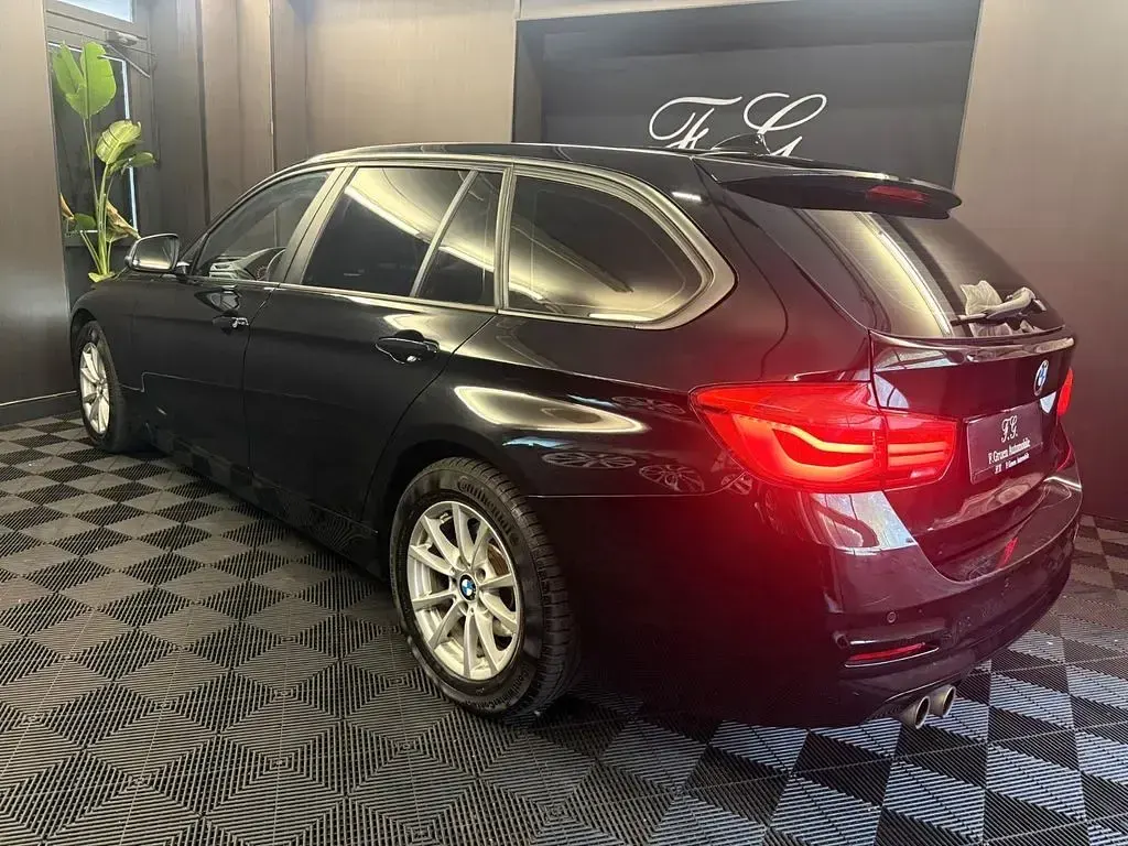 Gebraucht BMW 320 Advantage 184 PS (135 kW) 2018 Schwarz Limousine
