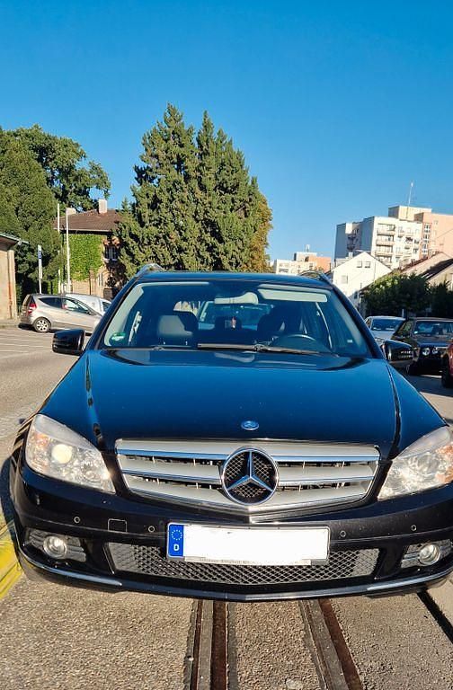 Schwarz Gebraucht 2008 Mercedes C200 Limousine | 5.600 € (Guter Preis) - Bild 1/4