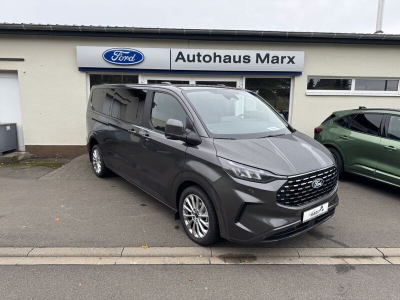 Gebraucht Ford Tourneo Custom Titanium 150 PS (110 kW) 2024 Grau Van