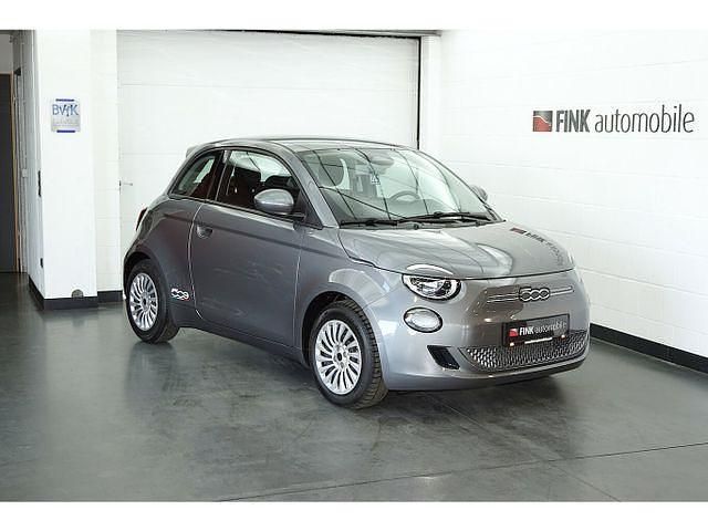 Grau Gebraucht 2022 Fiat 500e Action Limousine | 12.880 € (Guter Preis) - Bild 1/2