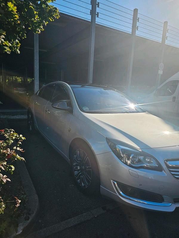 Grau Gebraucht 2014 Opel Insignia OPC Limousine | 11.500 € (Fairer Preis) - Bild 1/4