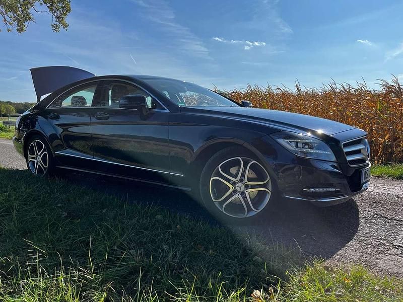 Gebraucht Mercedes CLS350 252 PS (185 kW) 2014 Blau Coupé