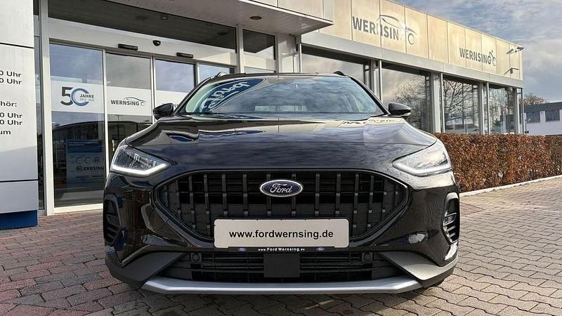 Neu Ford Focus Active X 155 PS (114 kW) 2025 Schwarz Limousine