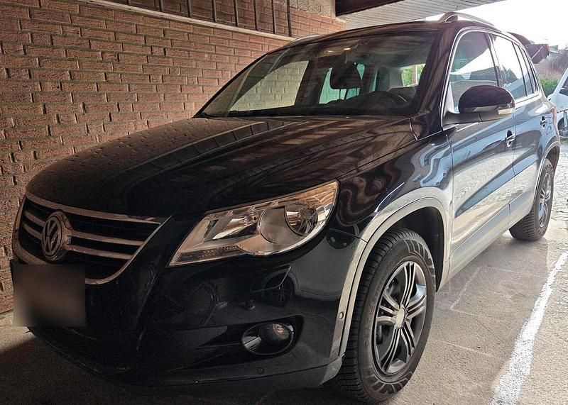 Gebraucht VW Tiguan 160 PS (117 kW) 2010 Schwarz SUV