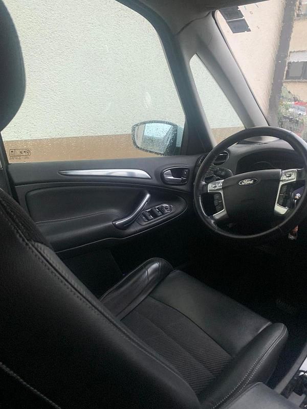 Gebraucht Ford Galaxy Titanium 163 PS (119 kW) 2014 Weiß Van / Kleinbus