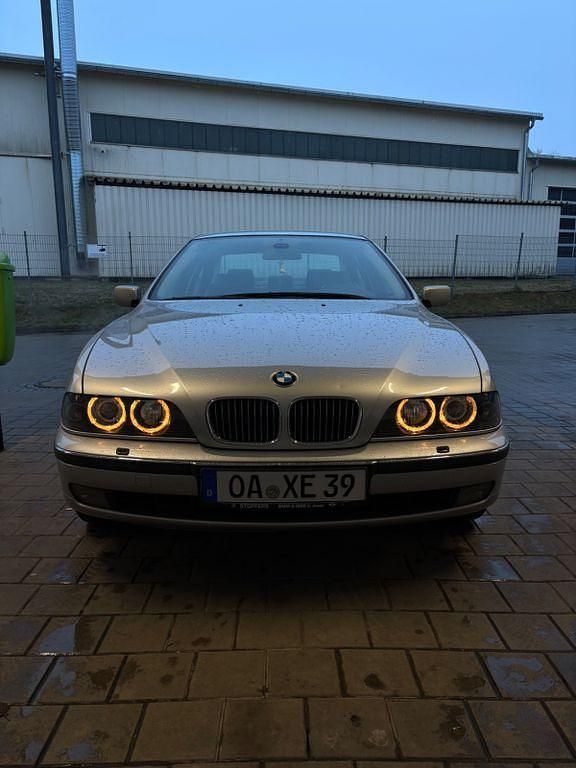 Gebraucht BMW 535 235 PS (172 kW) 1998 Silber Limousine