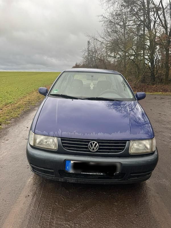 Gebraucht VW Polo 50 PS (36 kW) 1999 Blau Kleinwagen