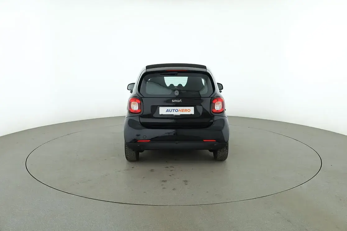 Gebraucht Smart ForTwo Electric Drive Passion 60 kW (82 PS) 2020 Schwarz Limousine