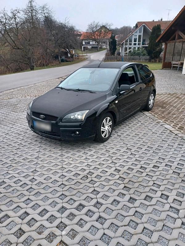 Gebraucht Ford Focus 115 PS (84 kW) 2006 Schwarz Limousine