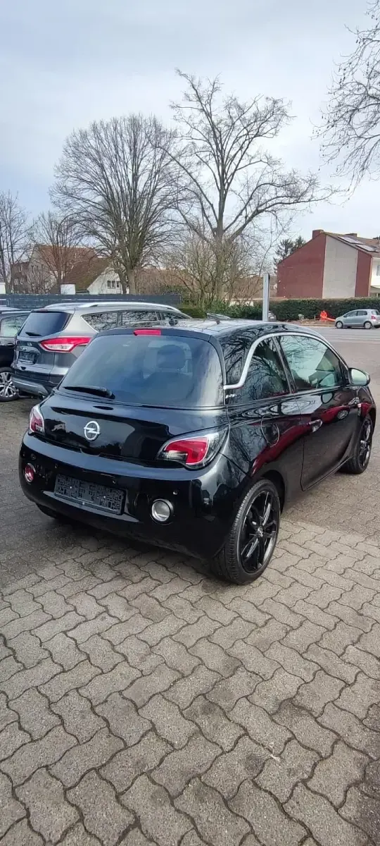 Gebraucht Opel Adam 115 PS (84 kW) 2018 Schwarz Kleinwagen