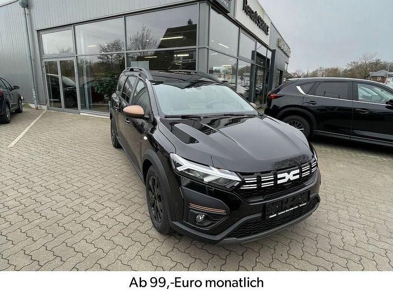 Gebraucht Dacia Jogger Extreme 110 PS (80 kW) 2023 Perlmuttschwarz Van / Kleinbus